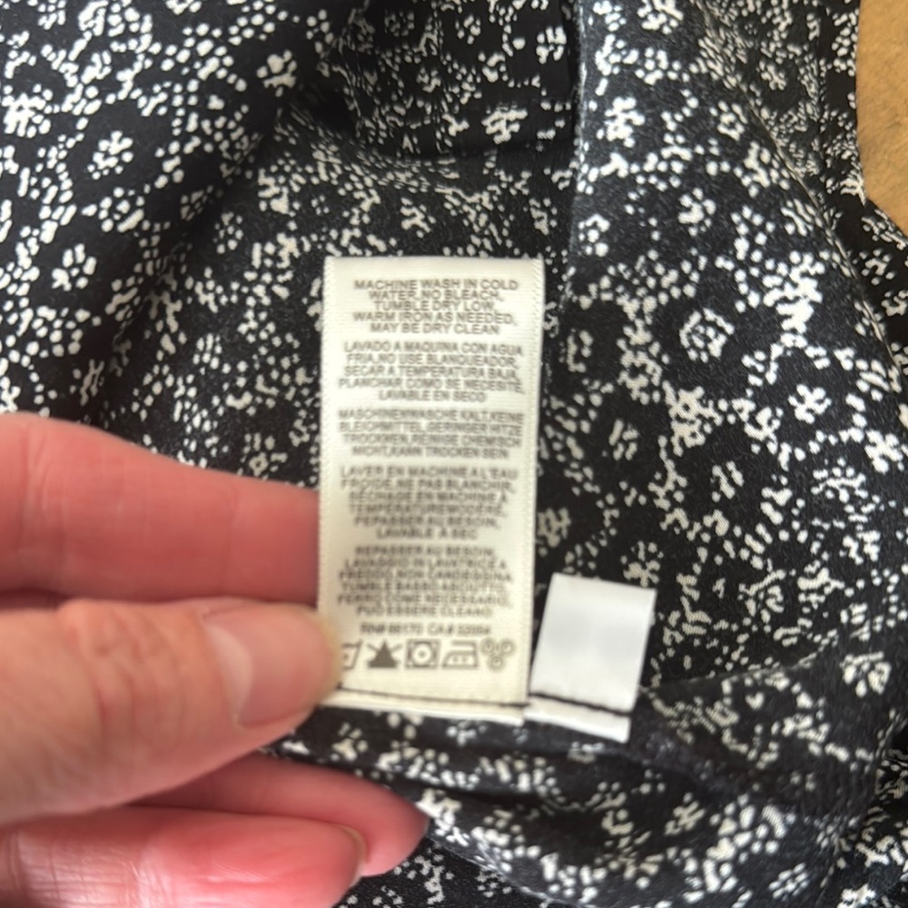 NWOT Anthropologie Cloth and Stone Blouse - Picture 6 of 8